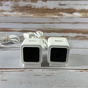 2x Roku Smart Home Indoor Camera SE Wi-Fi Wired Security Surveillance CS1000X
